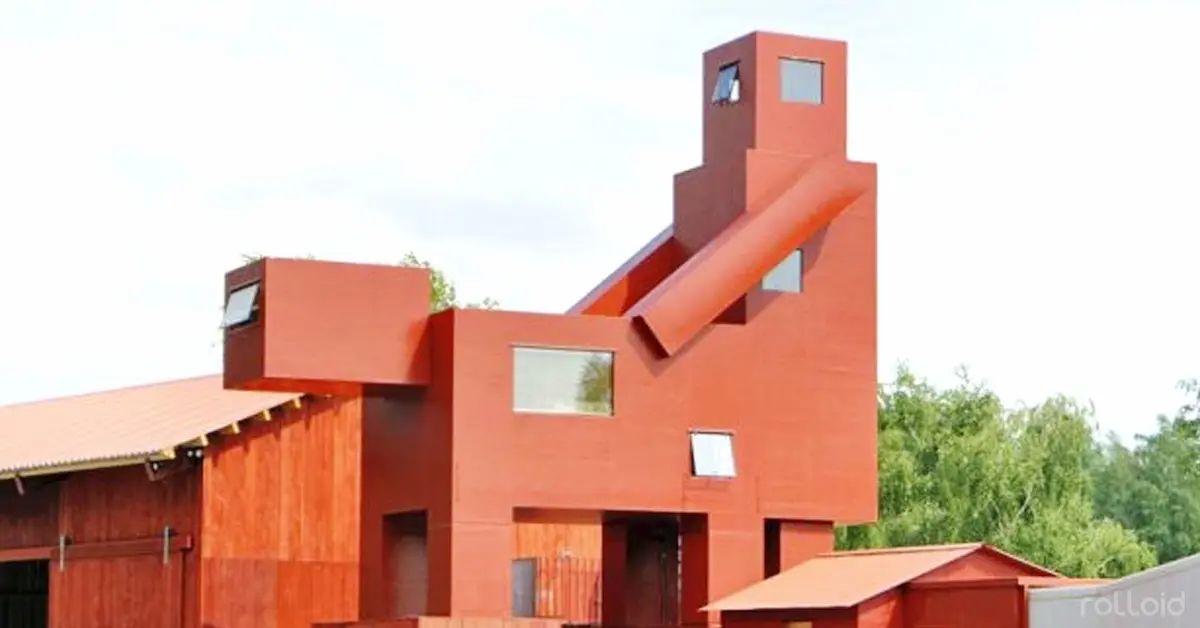Esta extraña casa está causando una enorme polémica, y espera a verla por detrás