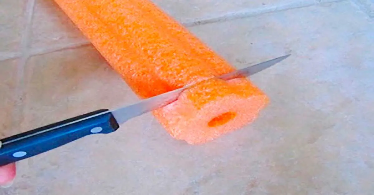 Corta un churro de piscina y resuelve este lío en la cocina: trucos que te van a enamorar